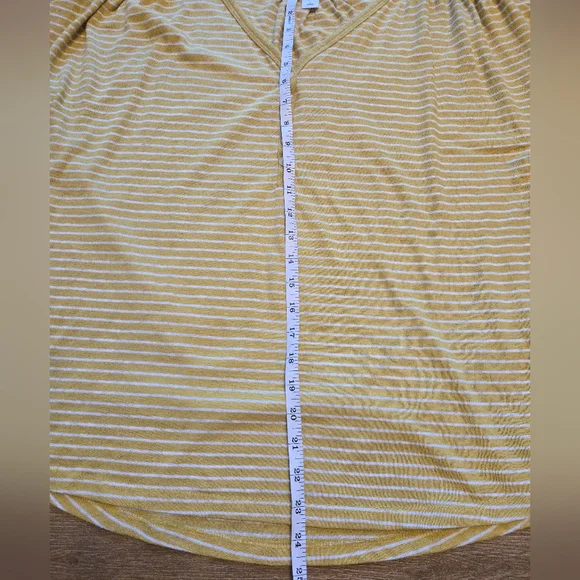 OLD NAVY Loose V-Neck Linen-Blend Henley T- Shirt Womens L Yellow White Striped - Picture 6 of 7